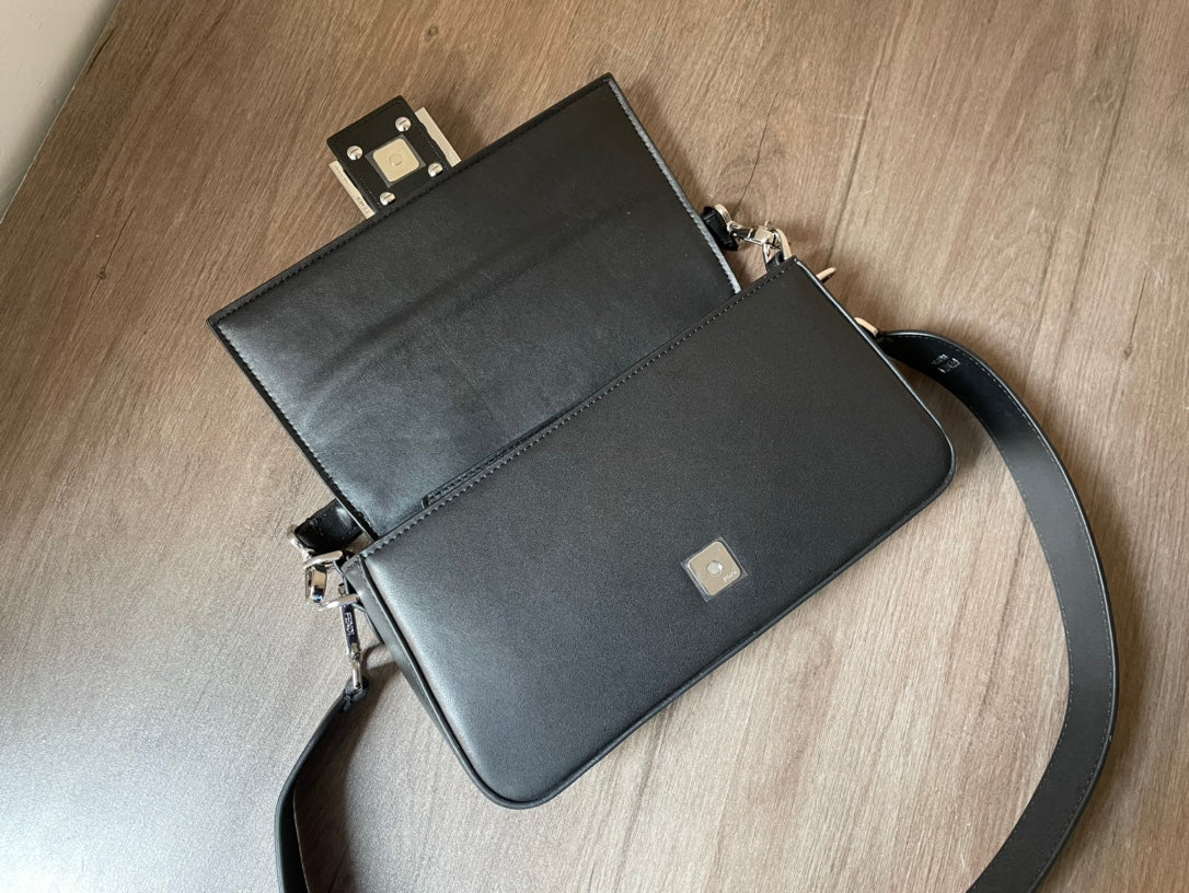 ELE -  Bag - FED - 060