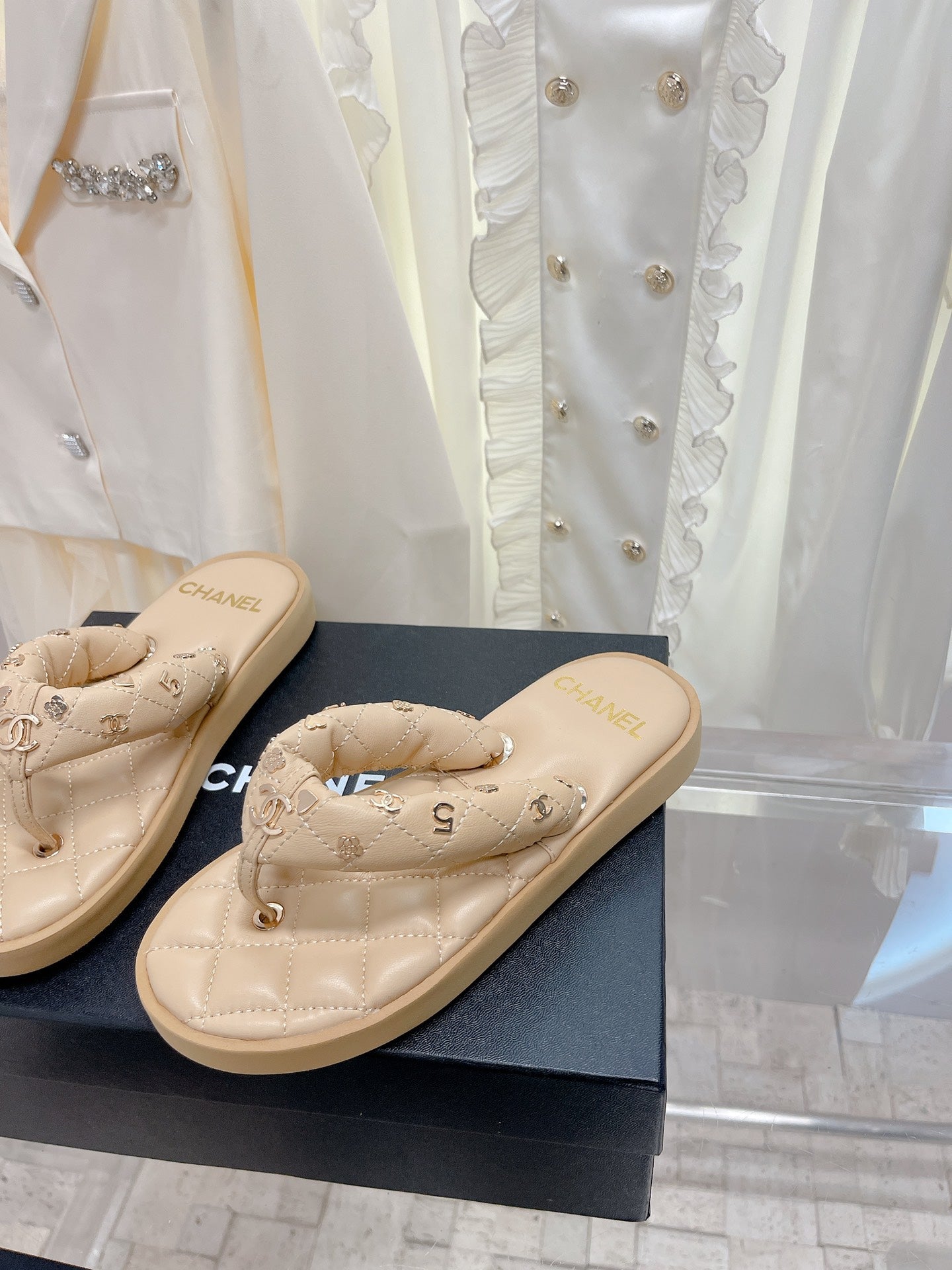 Luxury Shoes Sandals - CHL - 120