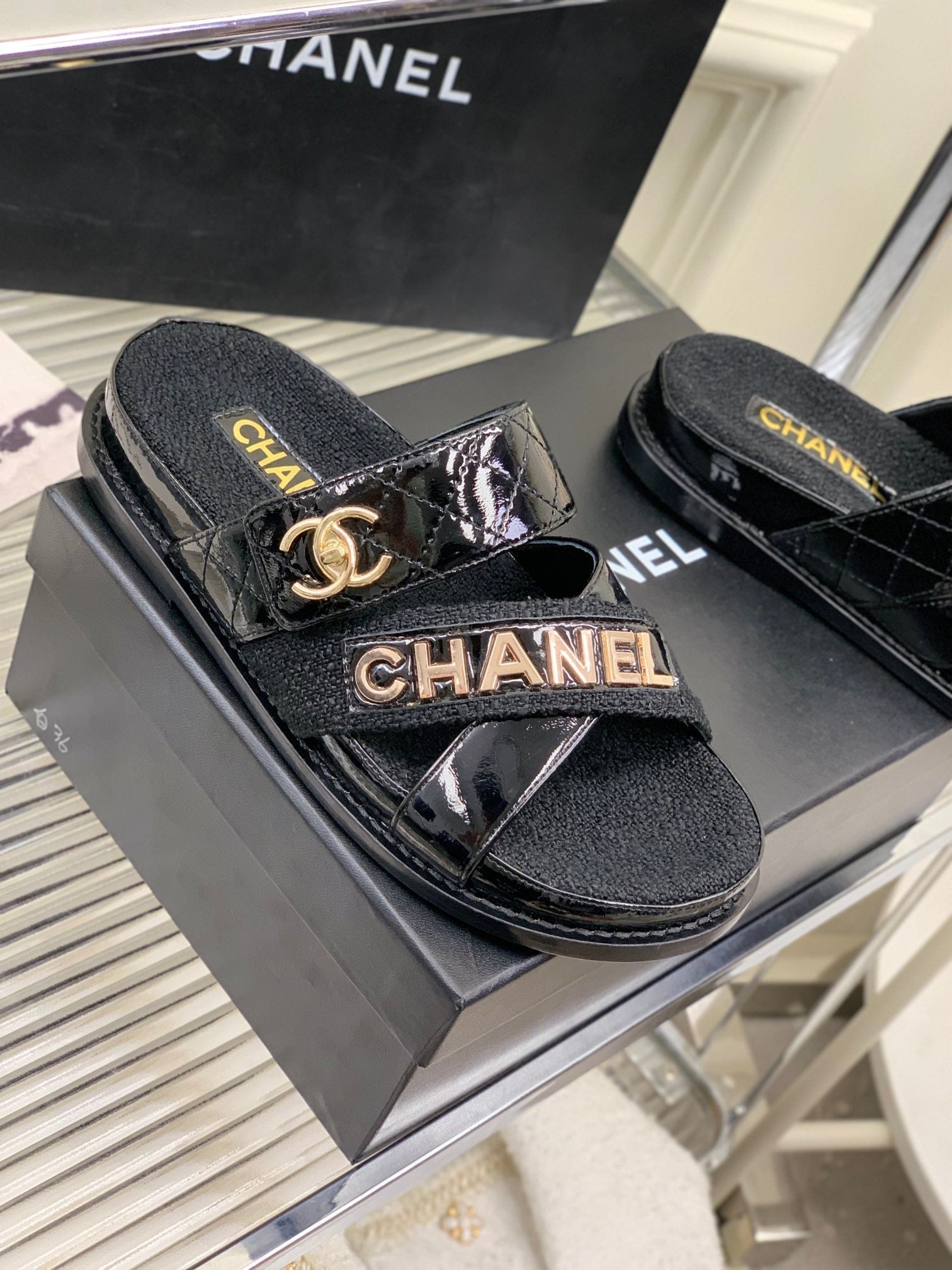 Luxury Shoes Sandals - CHL - 689