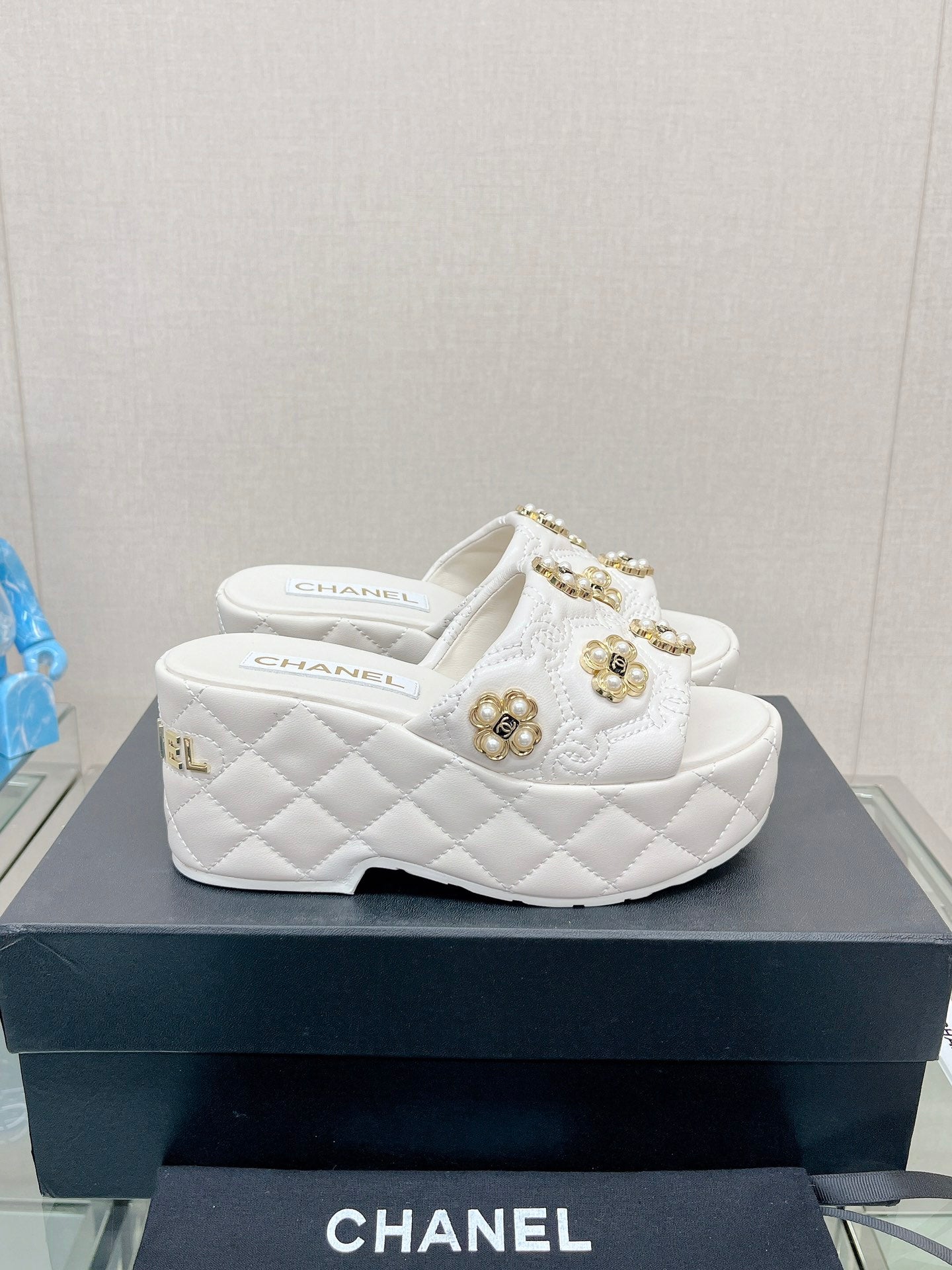 Luxury Shoes Sandals - CHL - 615