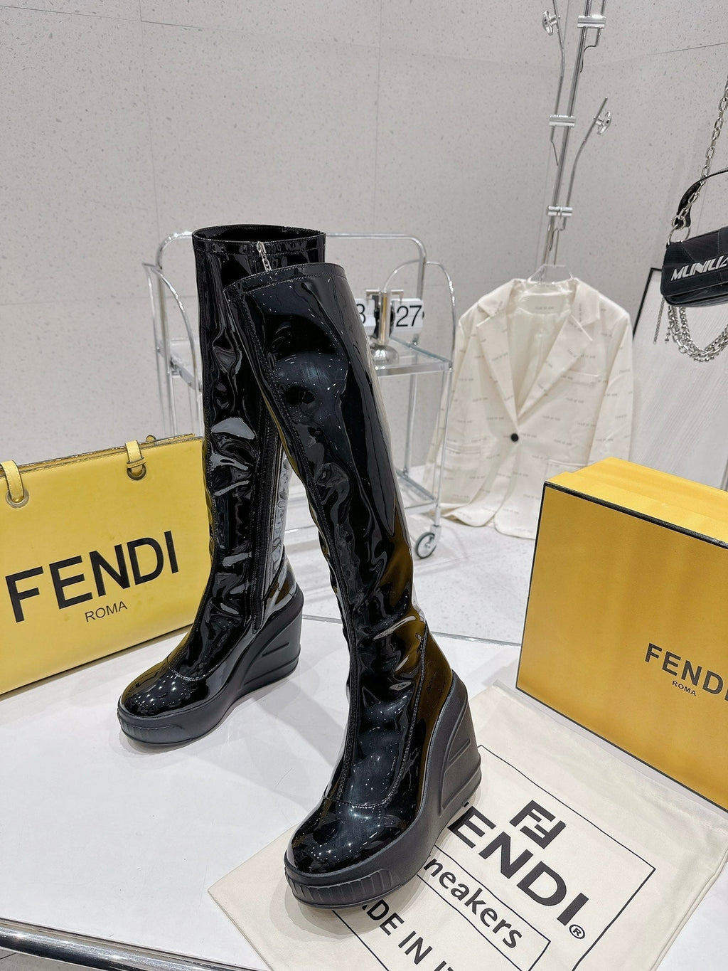 Luxury Shoes - FED - 127