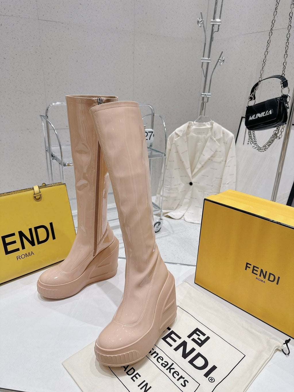 Luxury Shoes - FED - 124