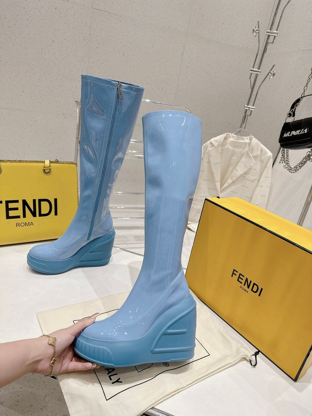 Luxury Shoes - FED - 123