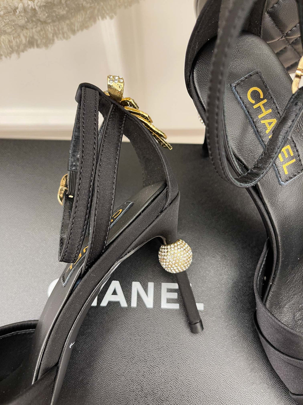 Luxury Shoes Sandals - CHL - 586