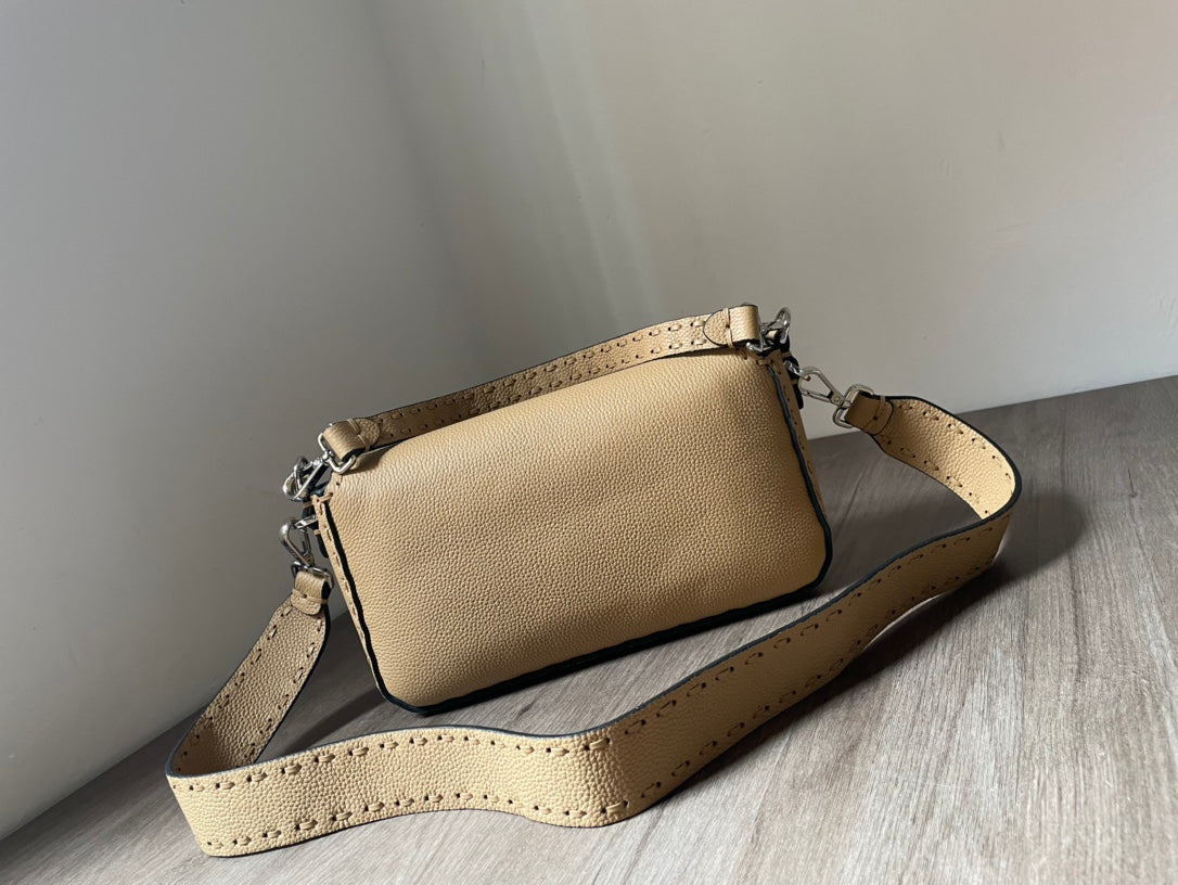 ELE -  Bag - FED - 030