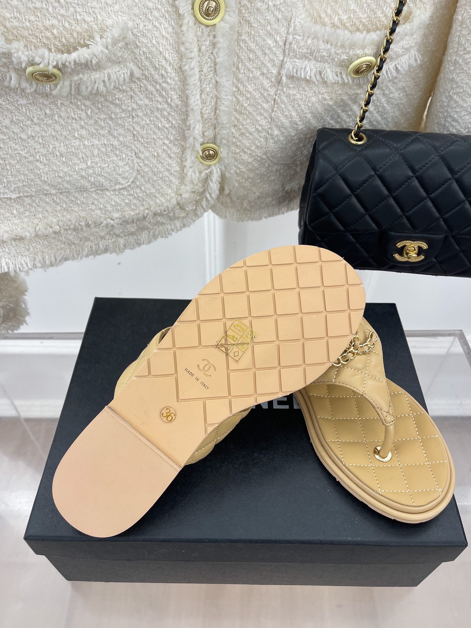 Luxury Shoes Sandals - CHL - 035