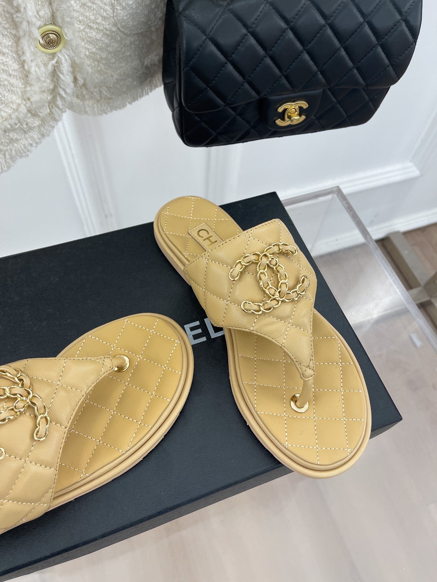 Luxury Shoes Sandals - CHL - 035