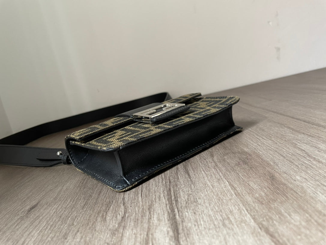 ELE -  Bag - FED - 011