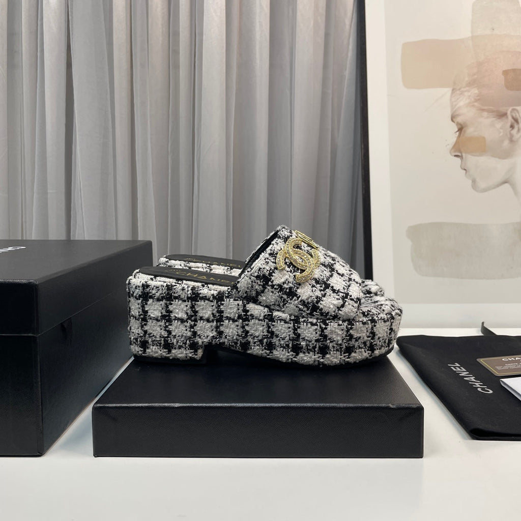 Luxury Shoes Sandals - CHL - 491