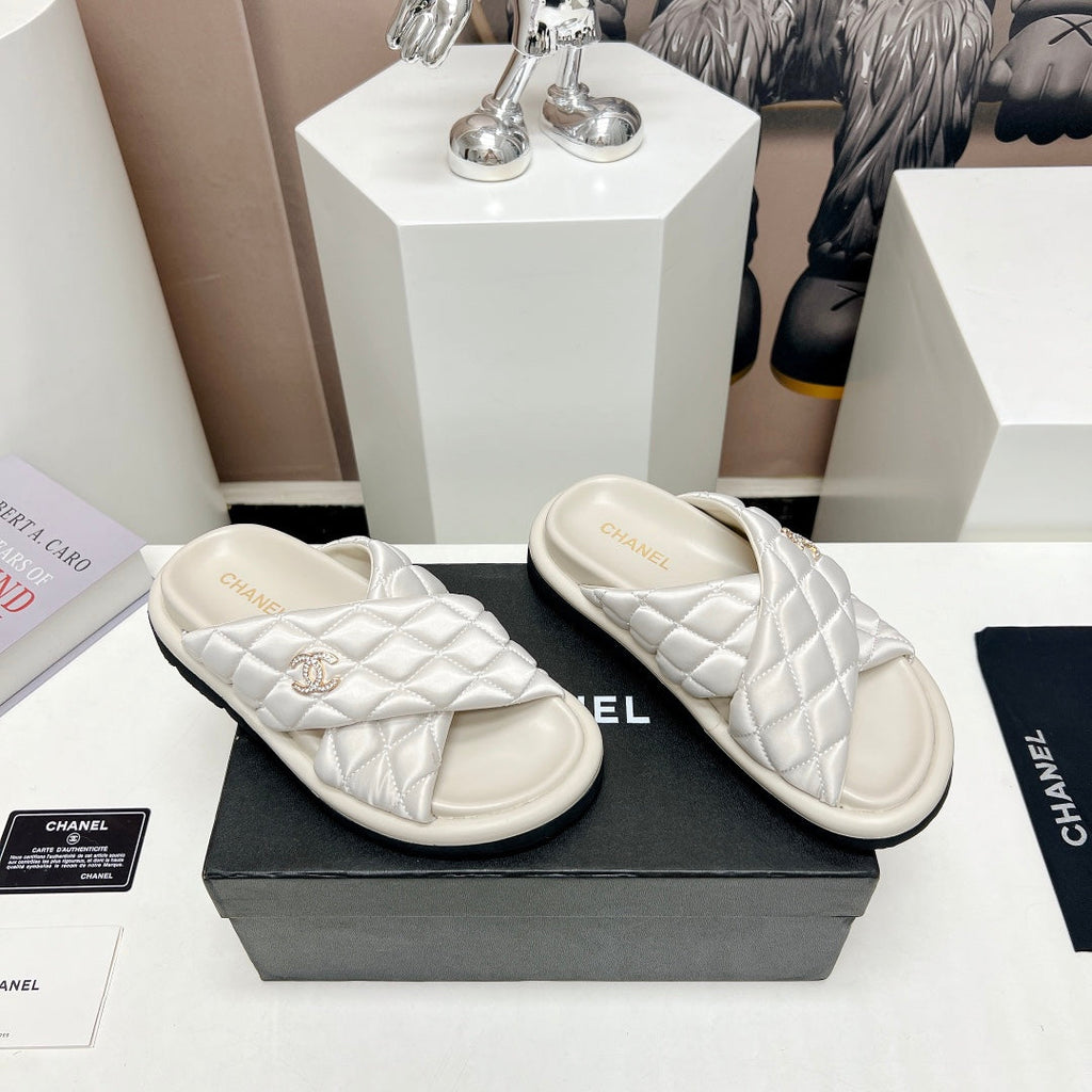 Luxury Shoes Sandals - CHL - 555