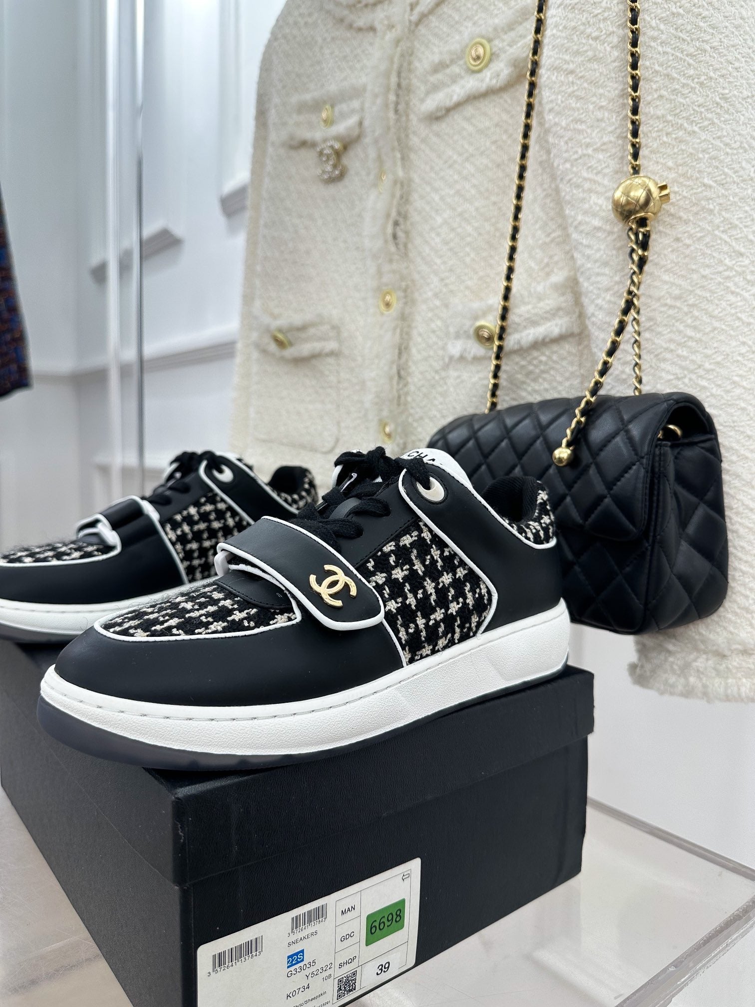 Luxury Shoes Sandals - CHL - 210