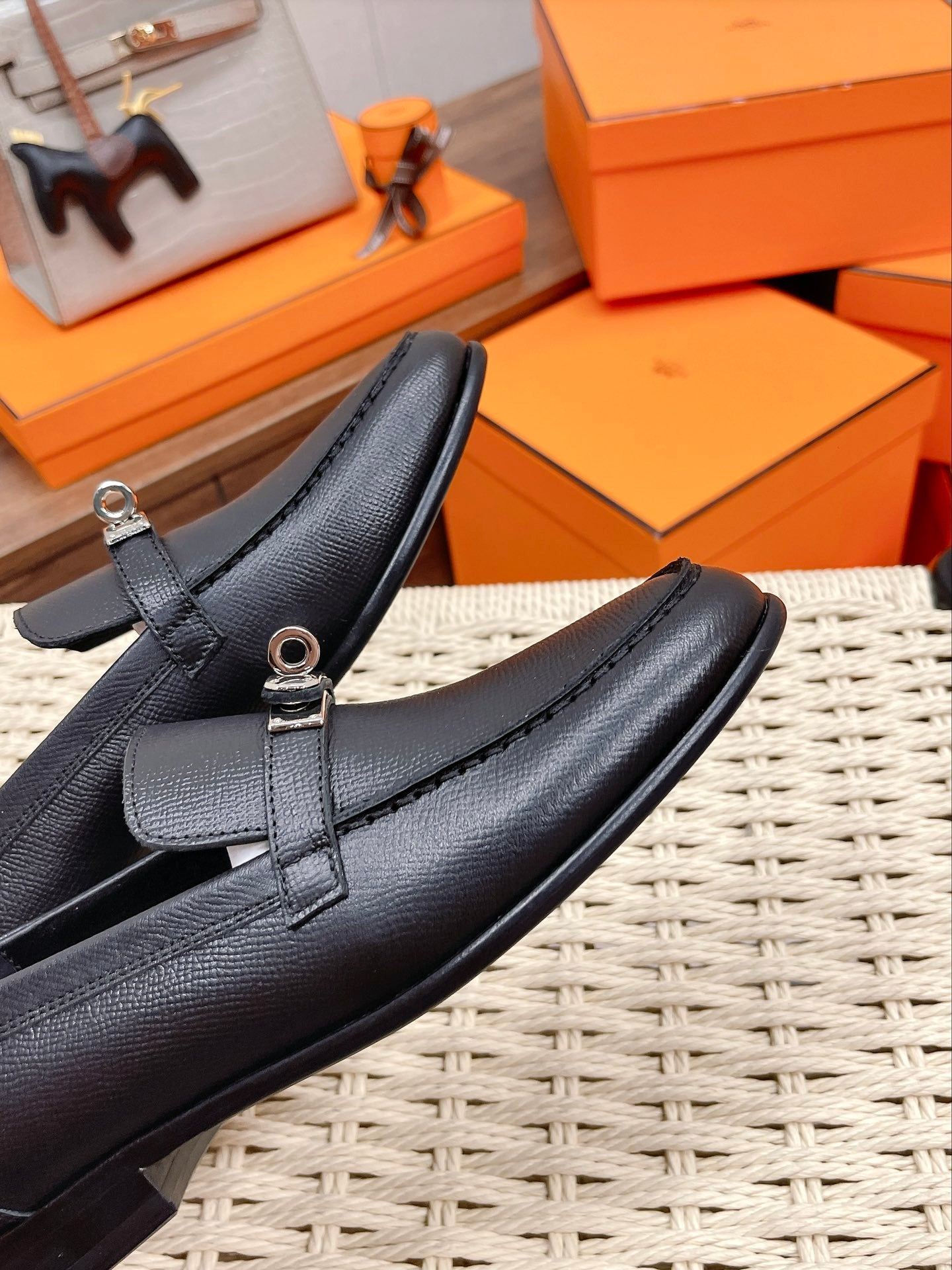 Luxury Shoes - GLAMIS - 136
