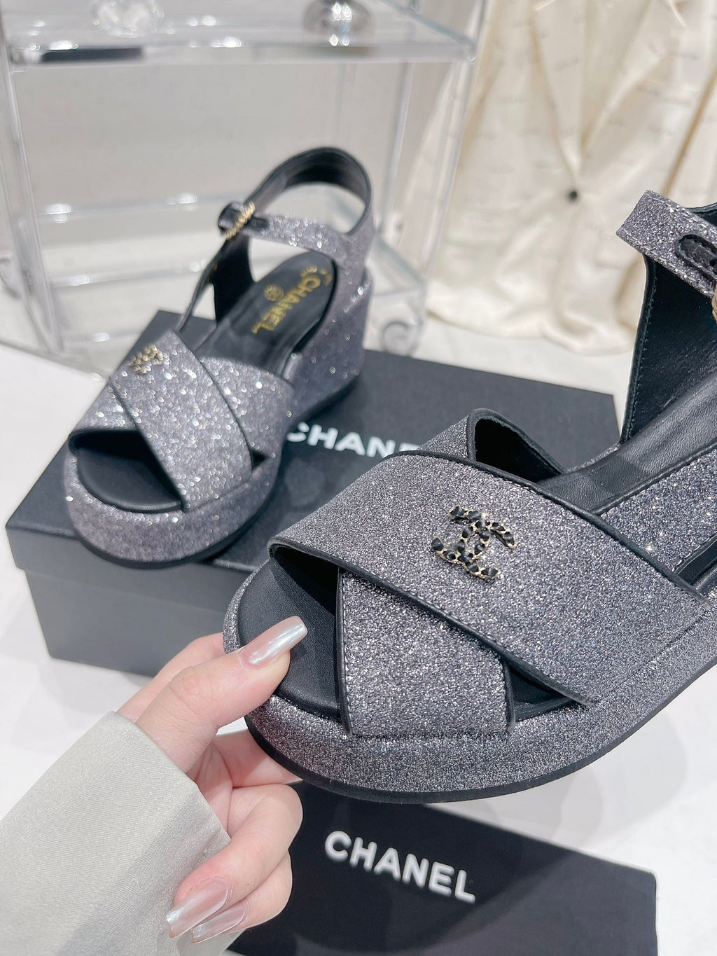 Luxury Shoes Sandals - CHL - 179