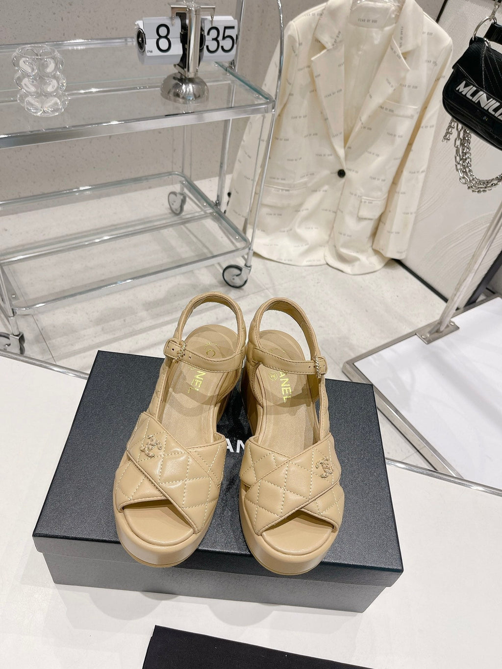 Luxury Shoes Sandals - CHL - 180