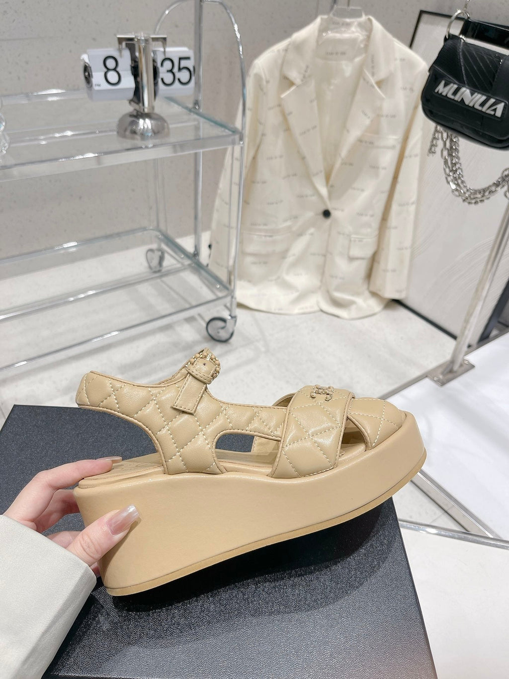 Luxury Shoes Sandals - CHL - 180