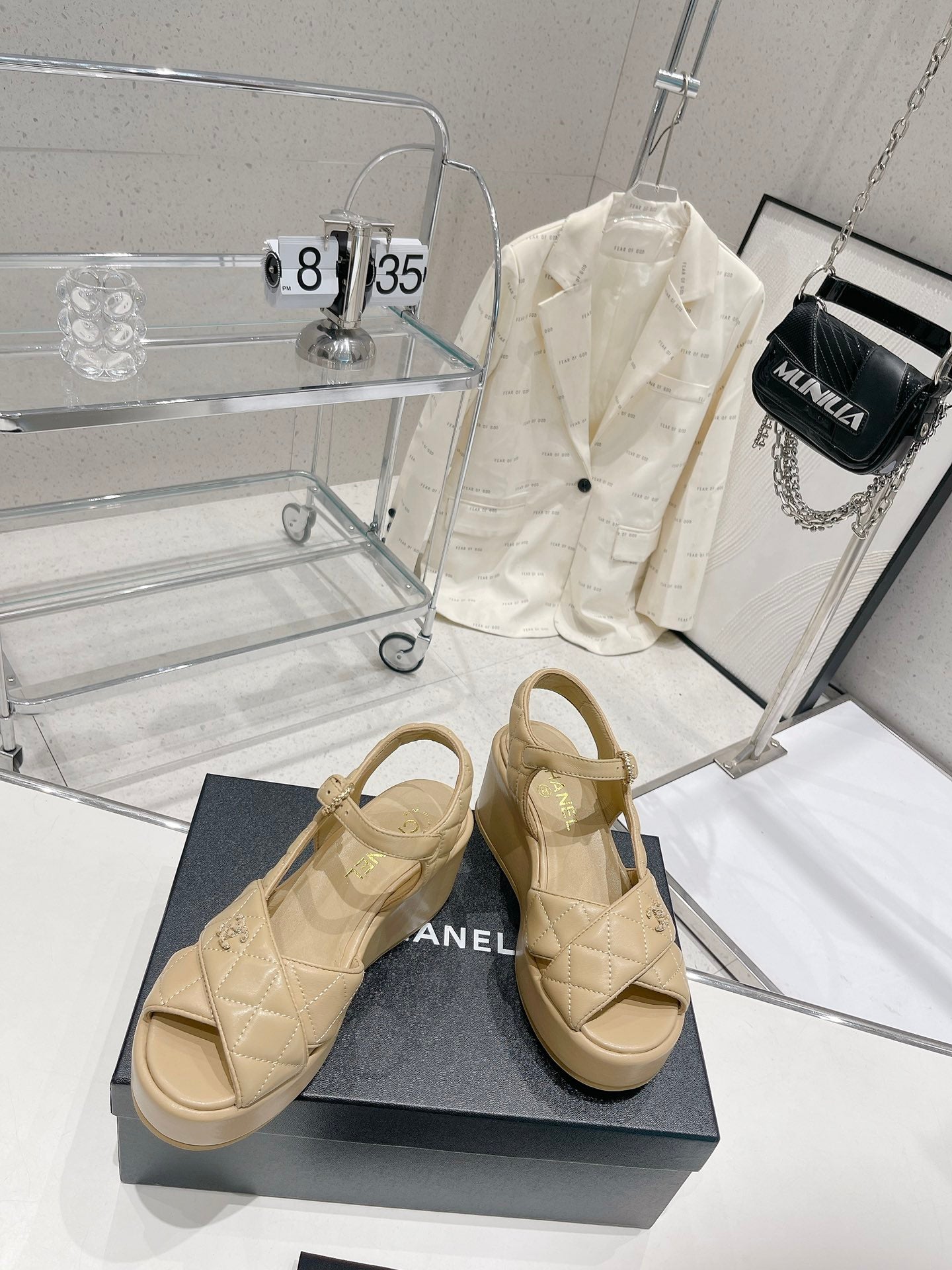 Luxury Shoes Sandals - CHL - 180