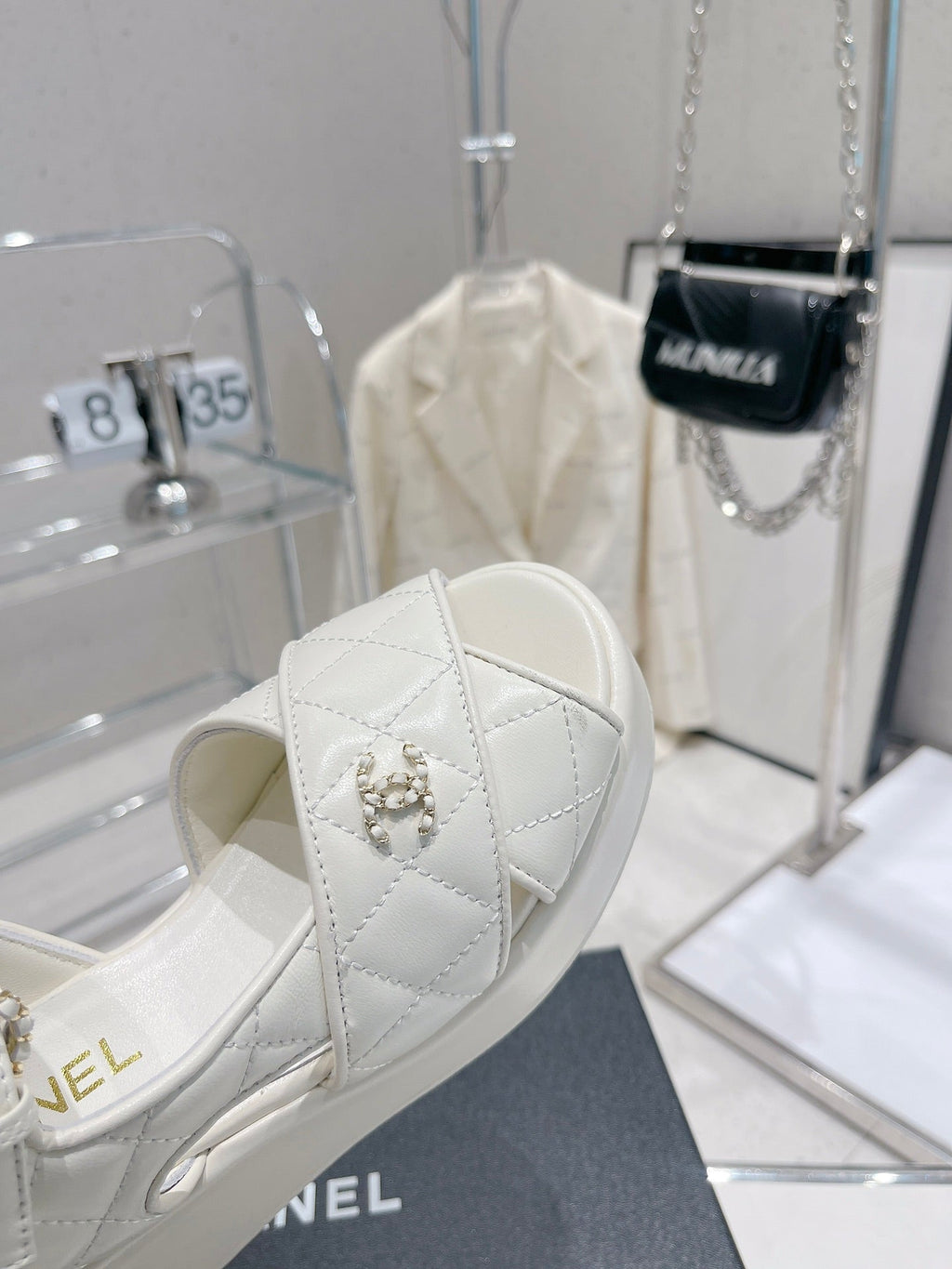 Luxury Shoes Sandals - CHL - 181