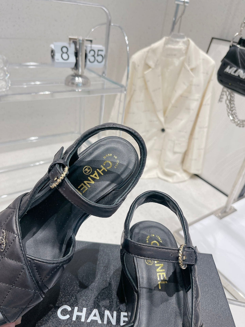 Luxury Shoes Sandals - CHL - 182