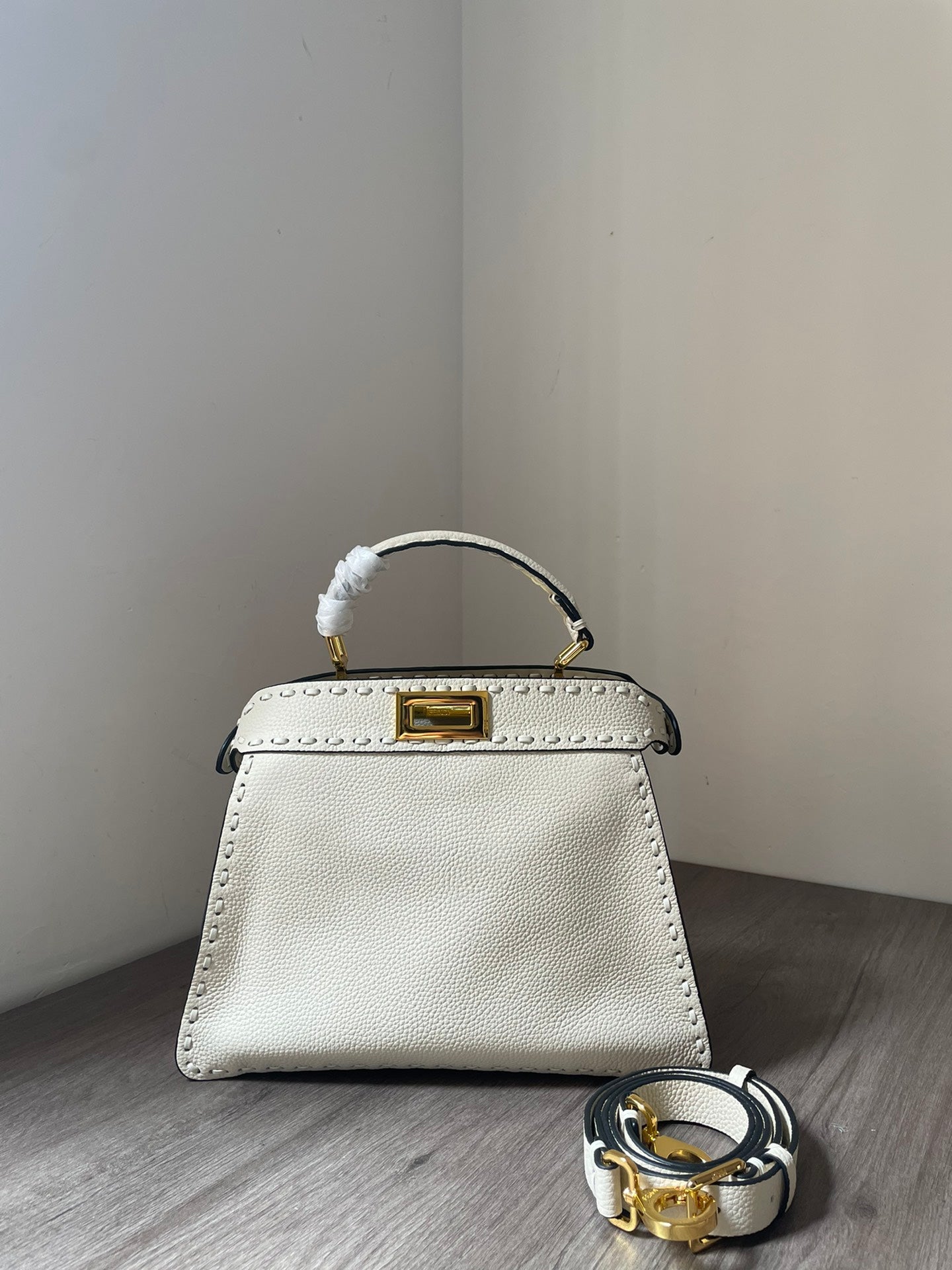 ELE -  Bag - FED - 019