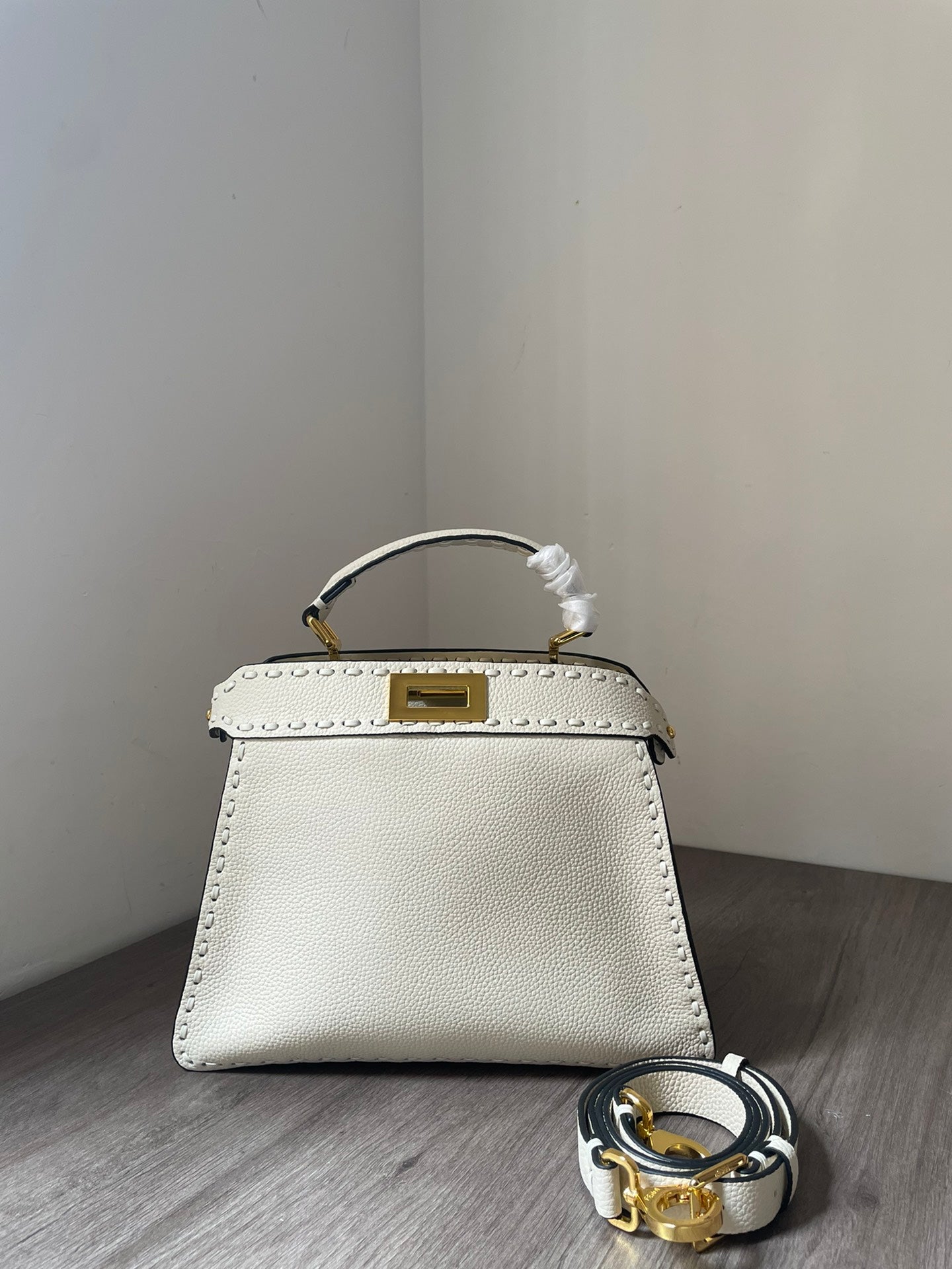 ELE -  Bag - FED - 019