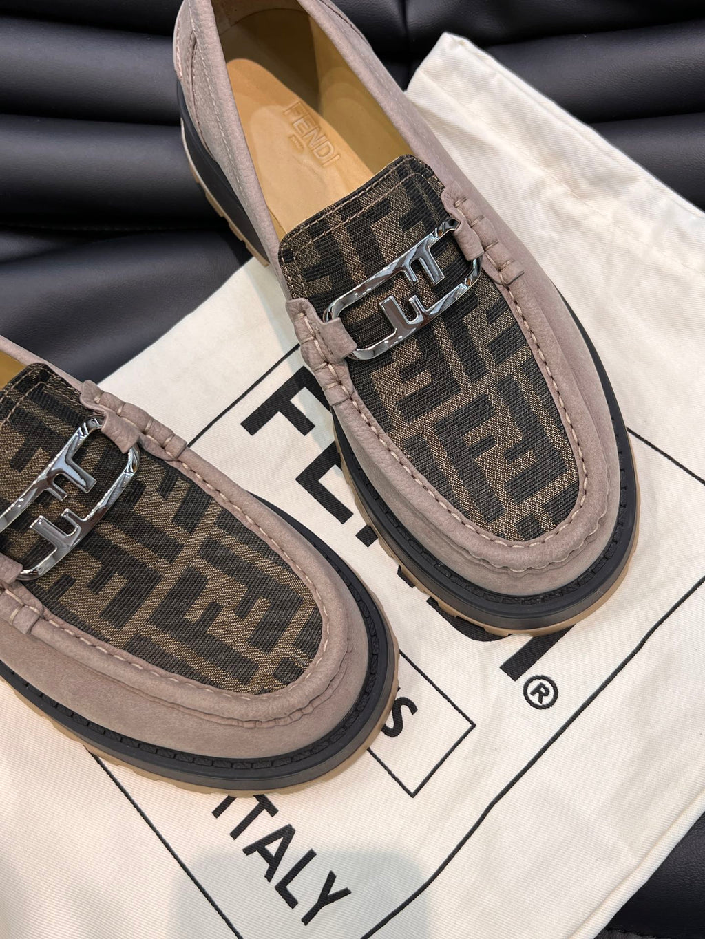 Luxury Shoes - FED - 089