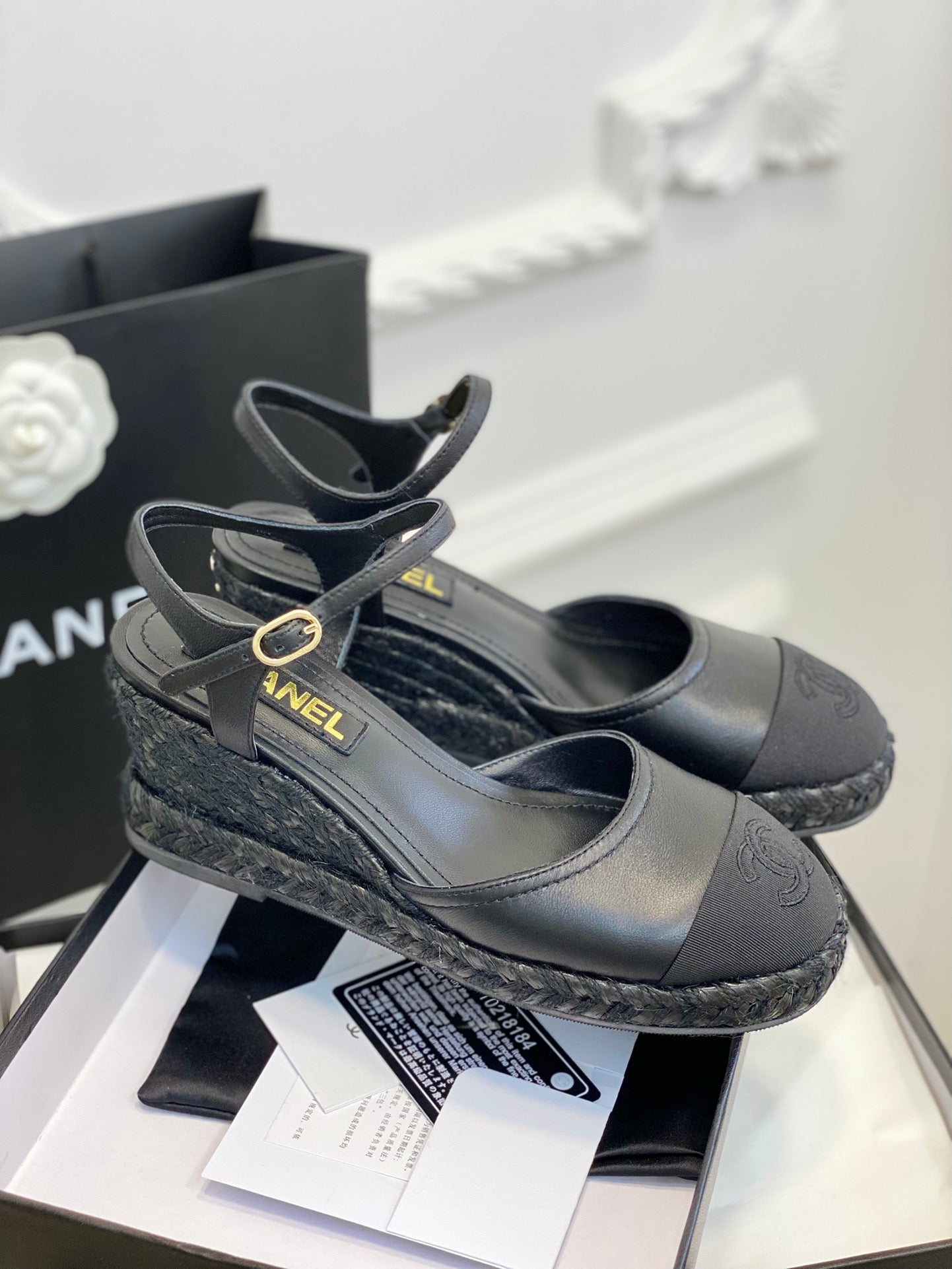 Luxury Shoes Sandals - CHL - 095