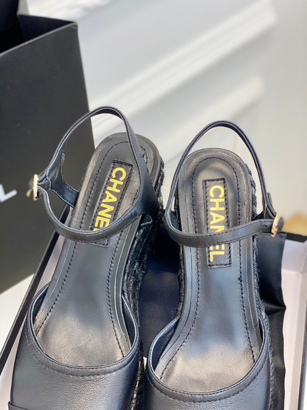 Luxury Shoes Sandals - CHL - 095