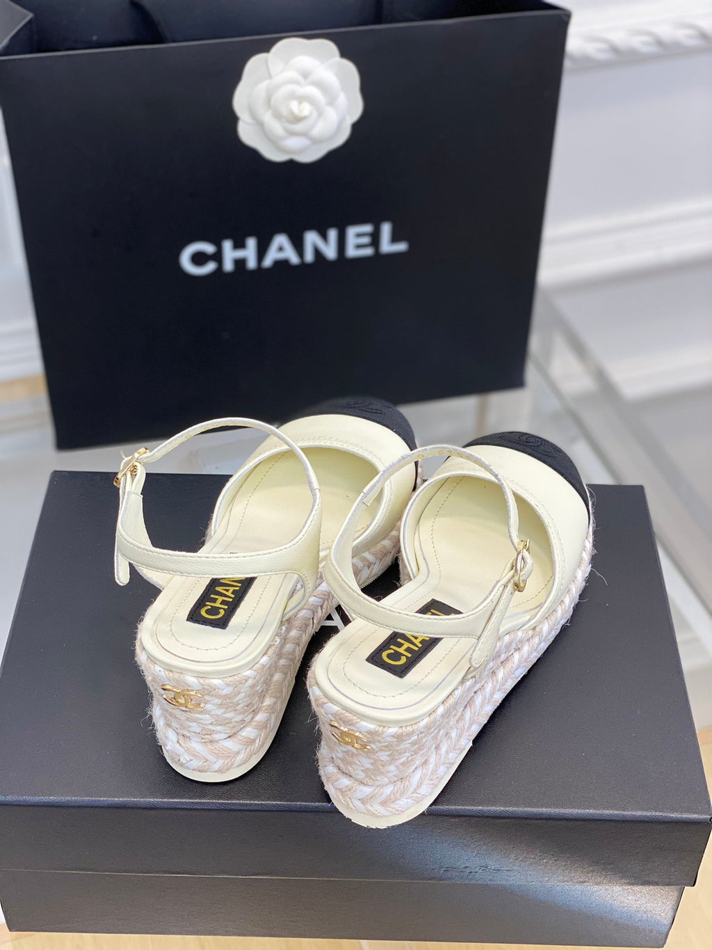 Luxury Shoes Sandals - CHL - 097