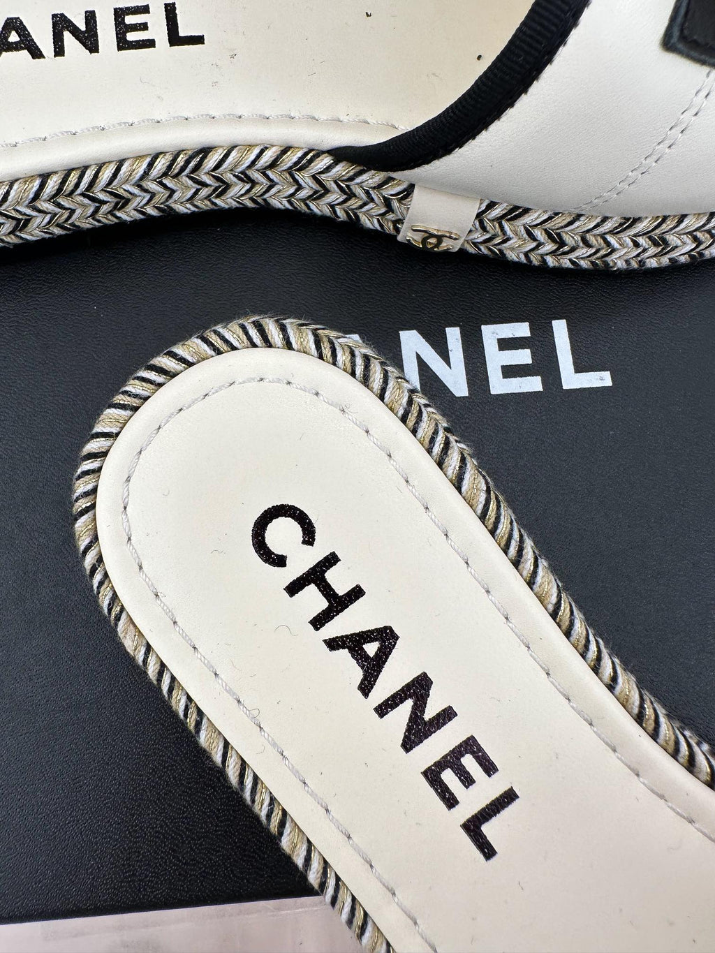 Luxury Shoes Sandals - CHL - 334