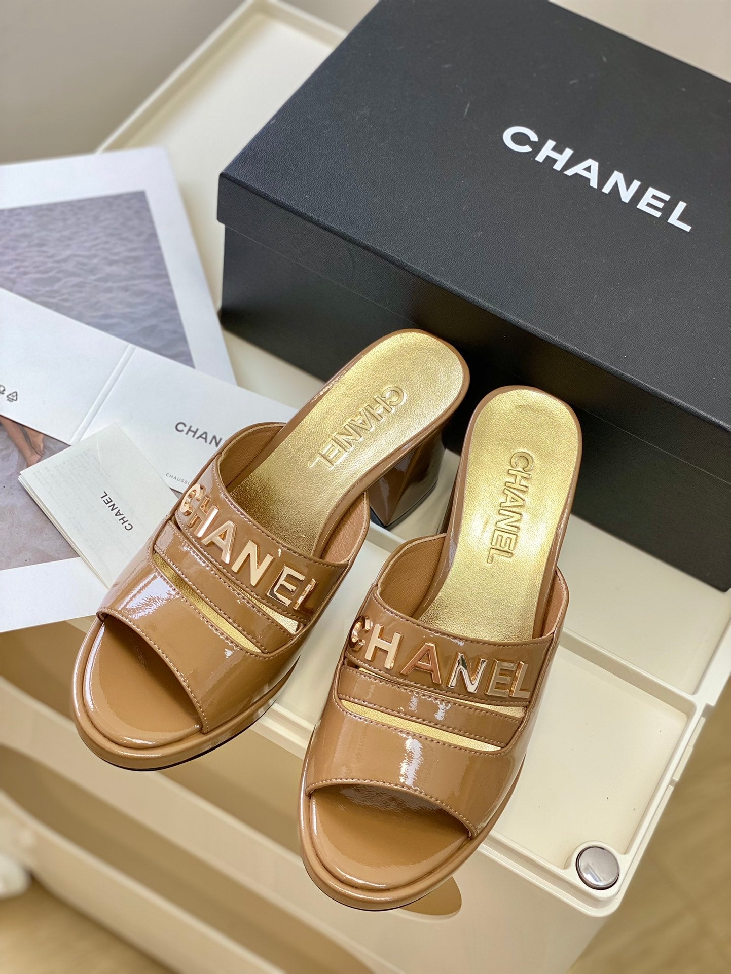 Luxury Shoes Sandals - CHL - 206