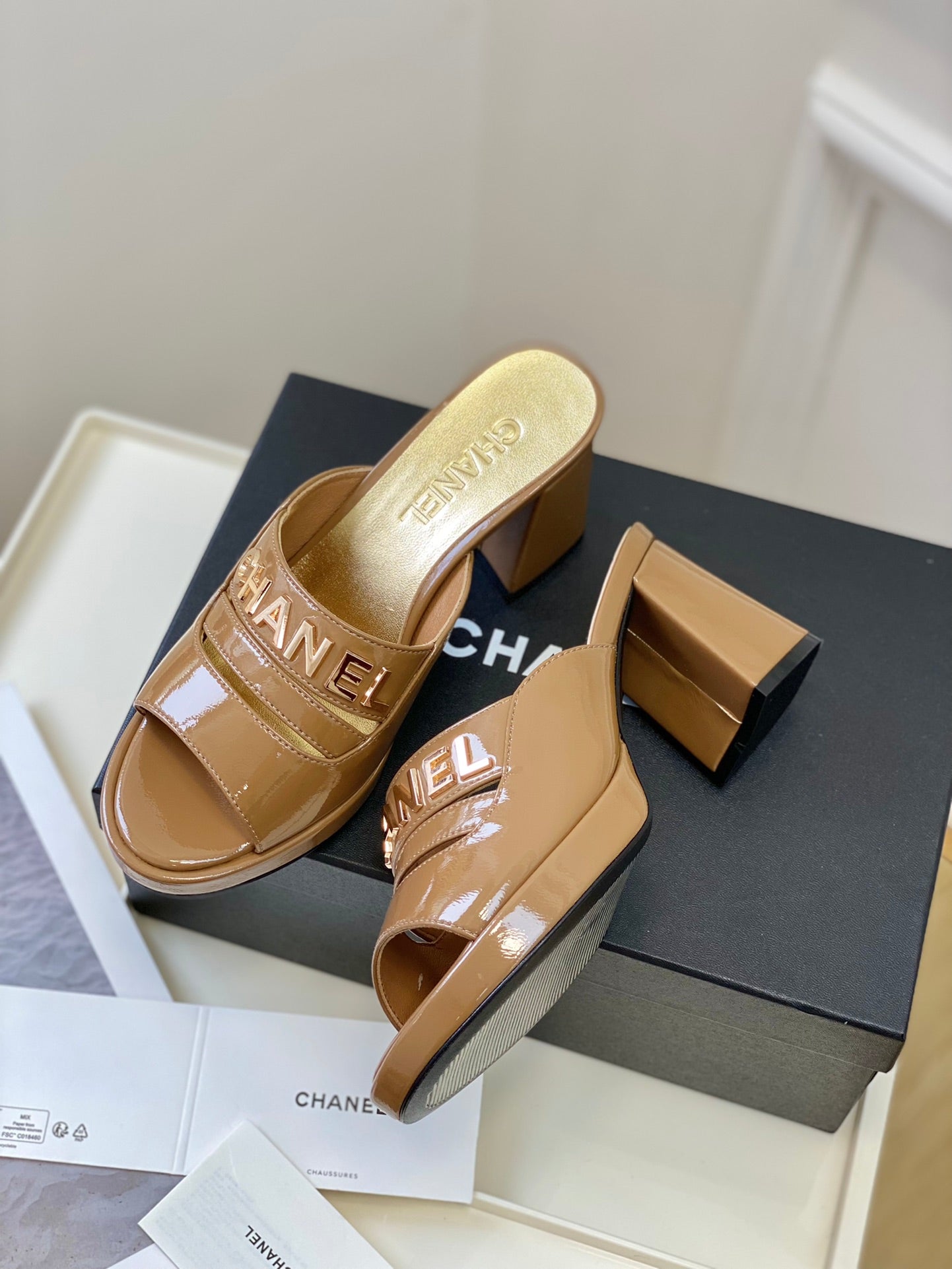Luxury Shoes Sandals - CHL - 206