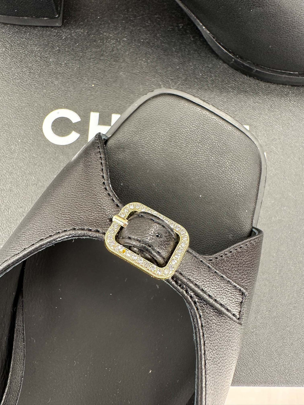 Luxury Shoes Sandals - CHL - 245