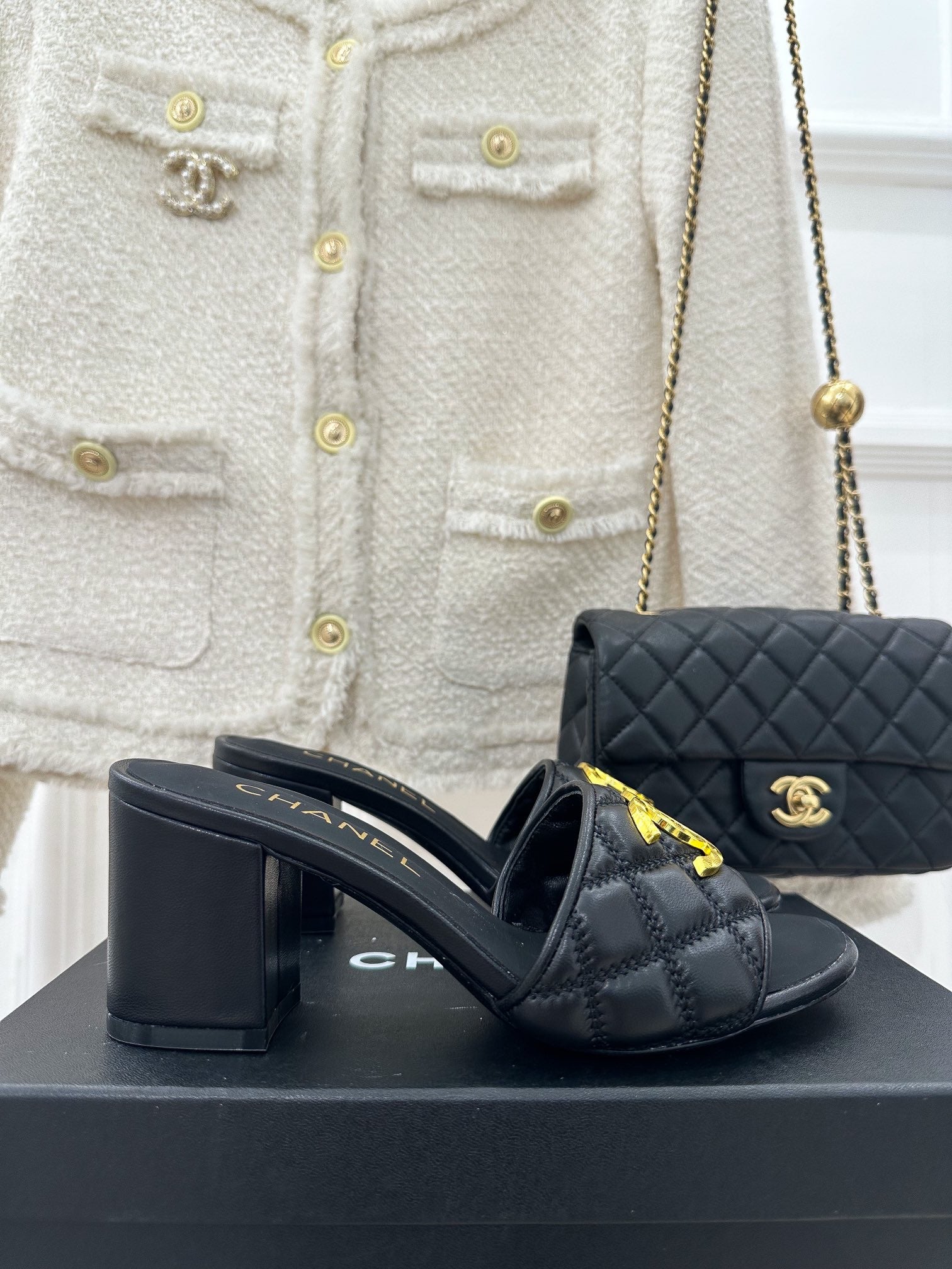 Luxury Shoes Sandals - CHL - 199