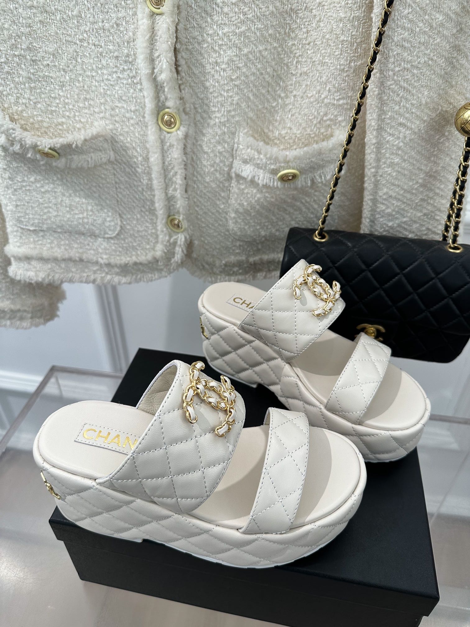 Luxury Shoes Sandals - CHL - 194
