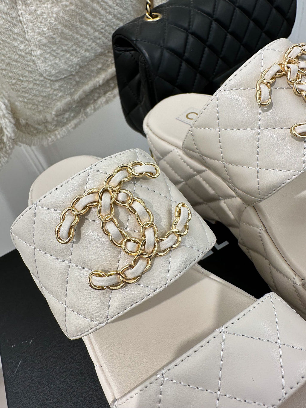 Luxury Shoes Sandals - CHL - 194