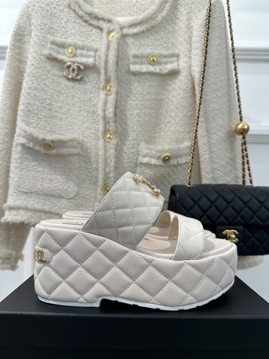 Luxury Shoes Sandals - CHL - 194