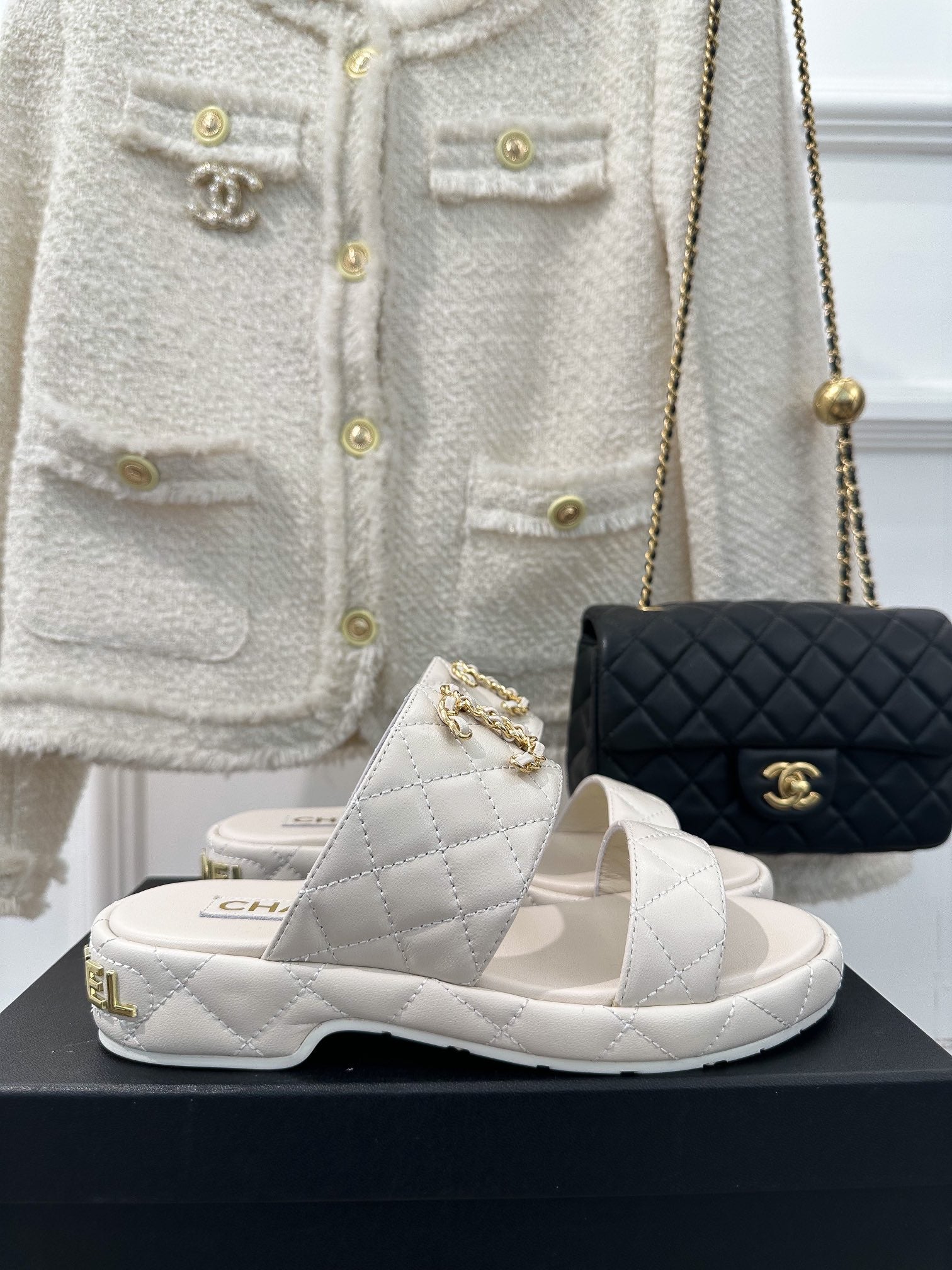 Luxury Shoes Sandals - CHL - 191