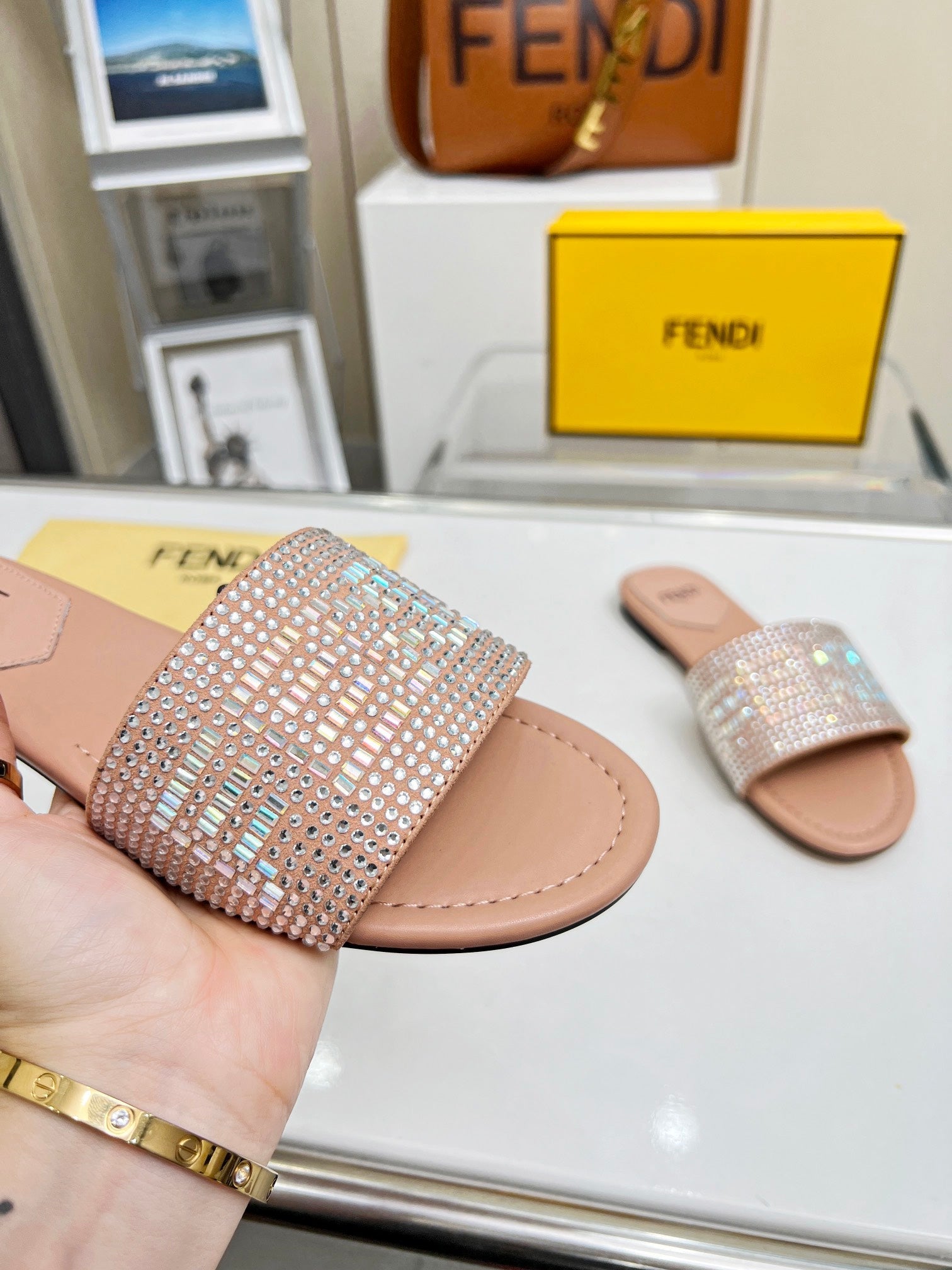 Luxury Shoes - FED - 074
