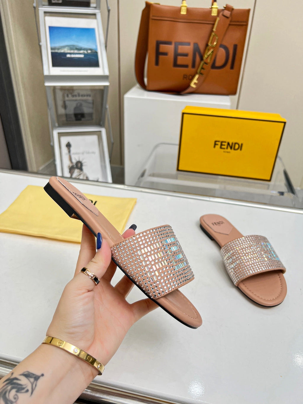 Luxury Shoes - FED - 074