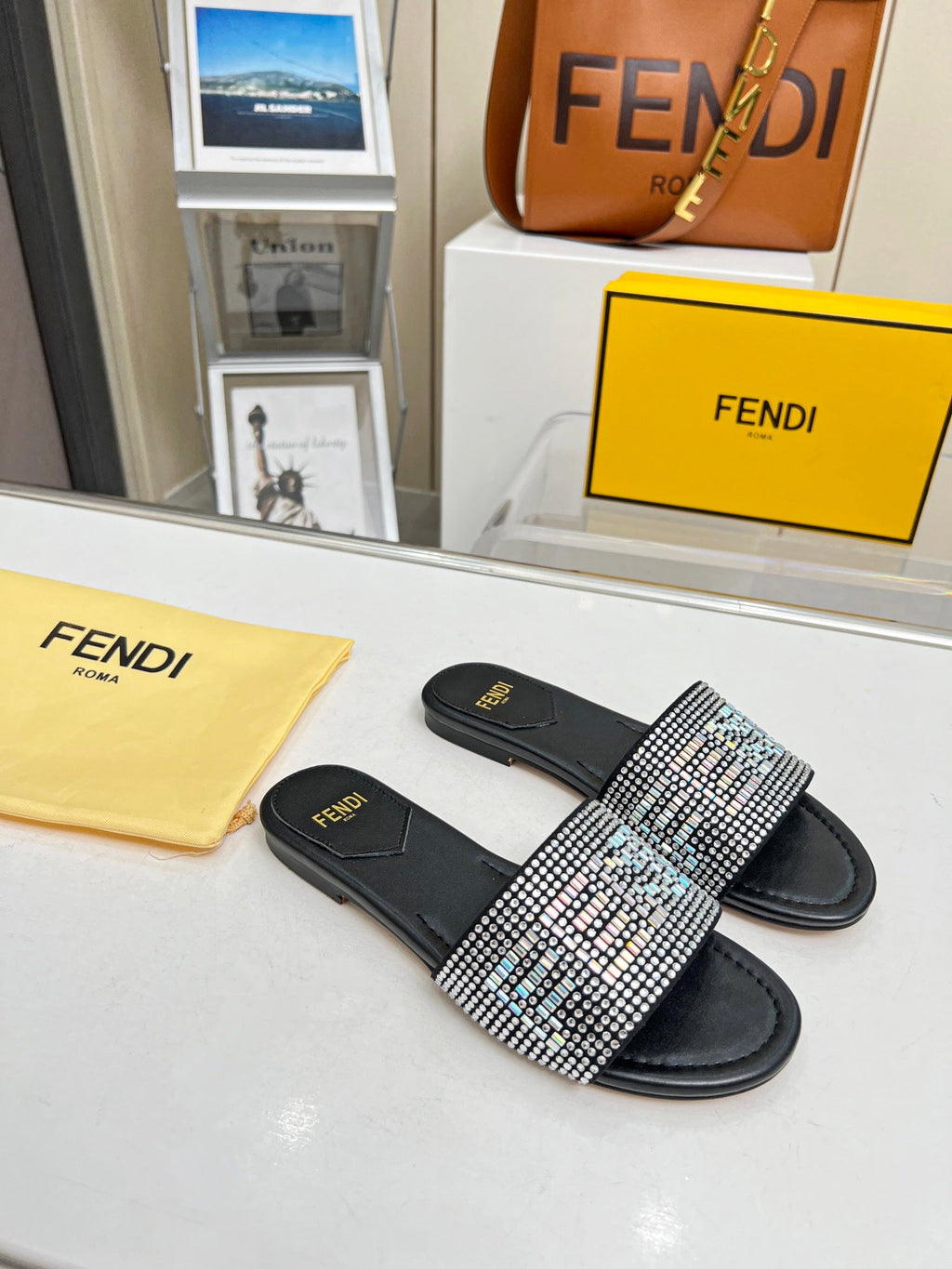 Luxury Shoes - FED - 071