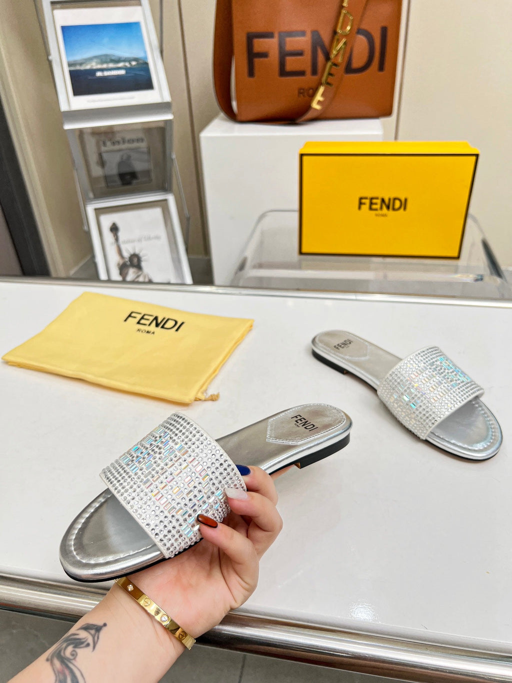 Luxury Shoes - FED - 070