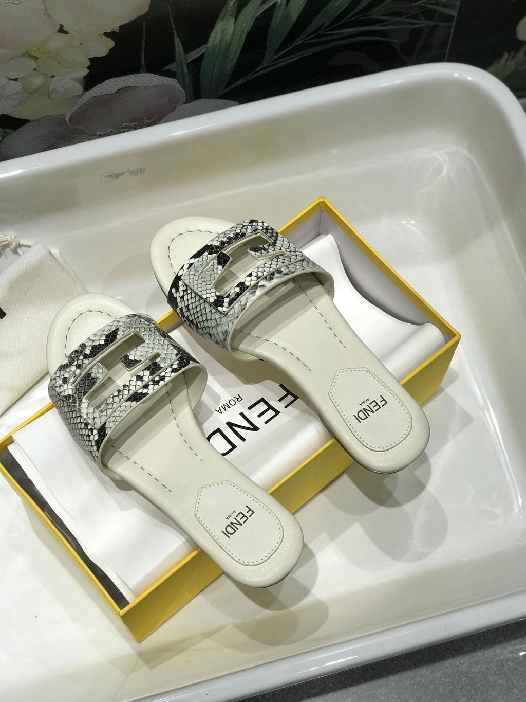 Luxury Shoes - FED - 063