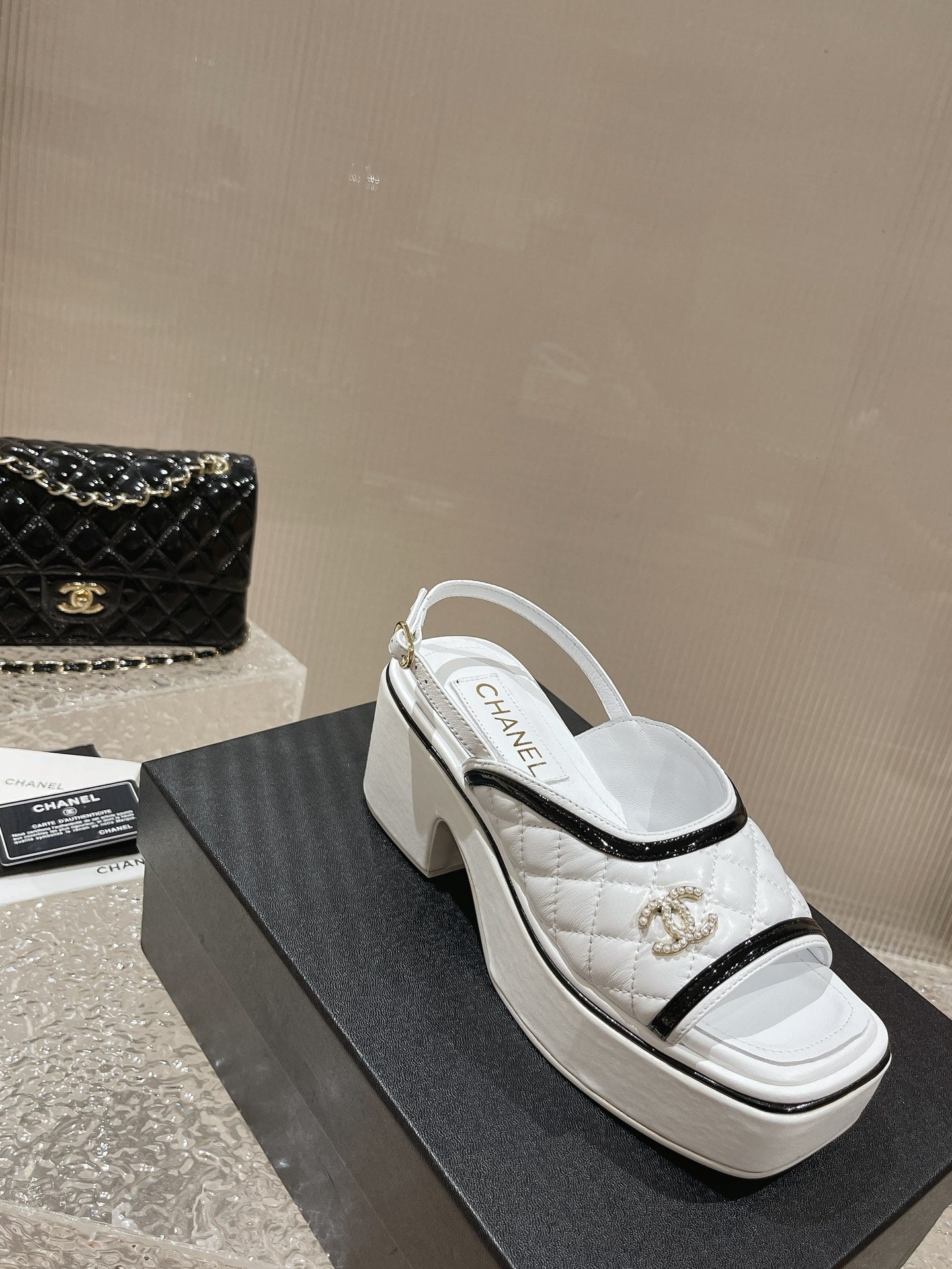 Luxury Shoes Sandals - CHL - 148
