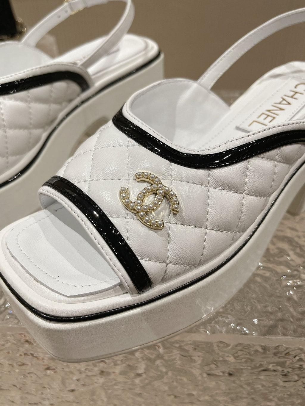 Luxury Shoes Sandals - CHL - 148