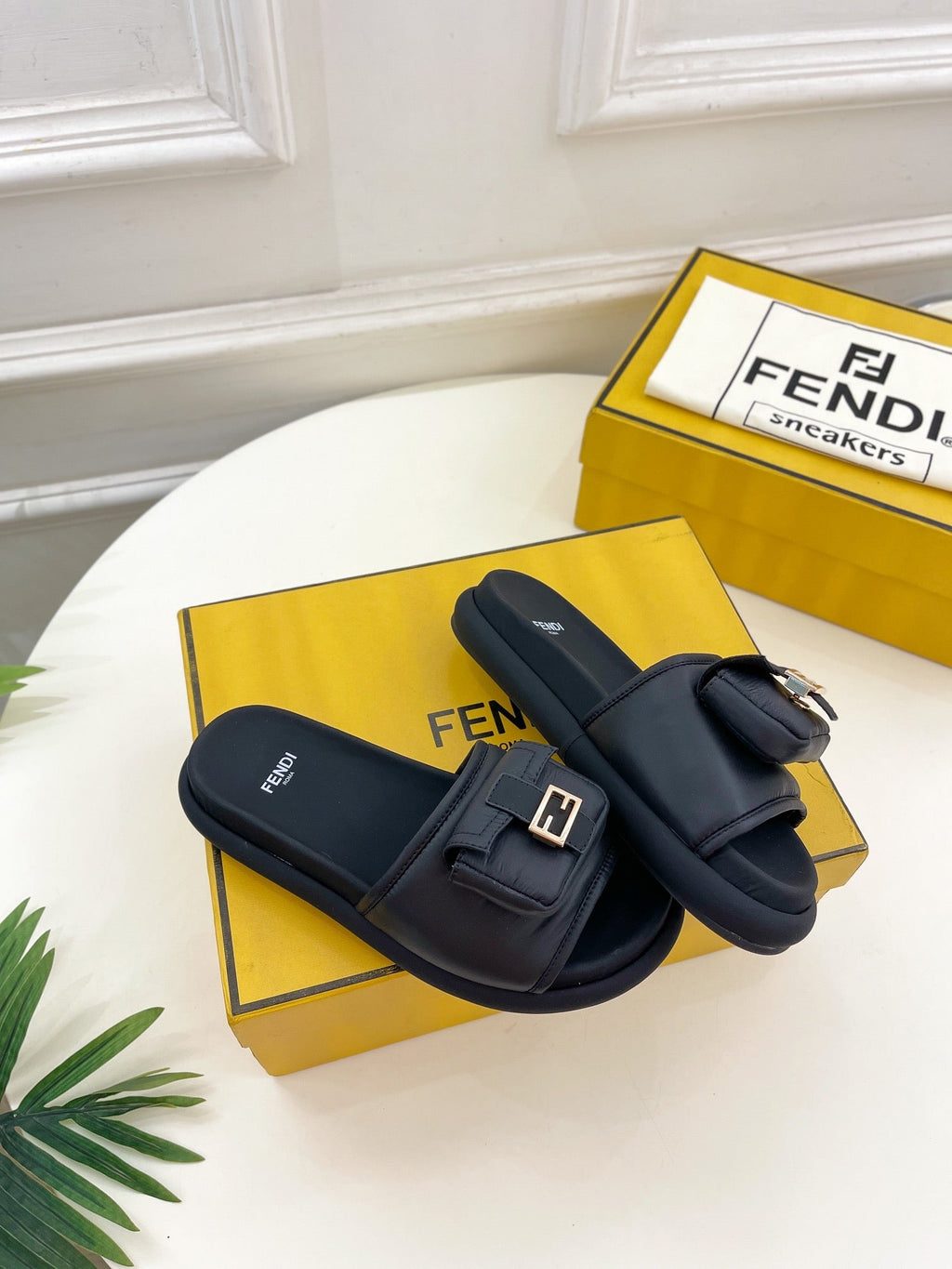 Luxury Shoes - FED - 064