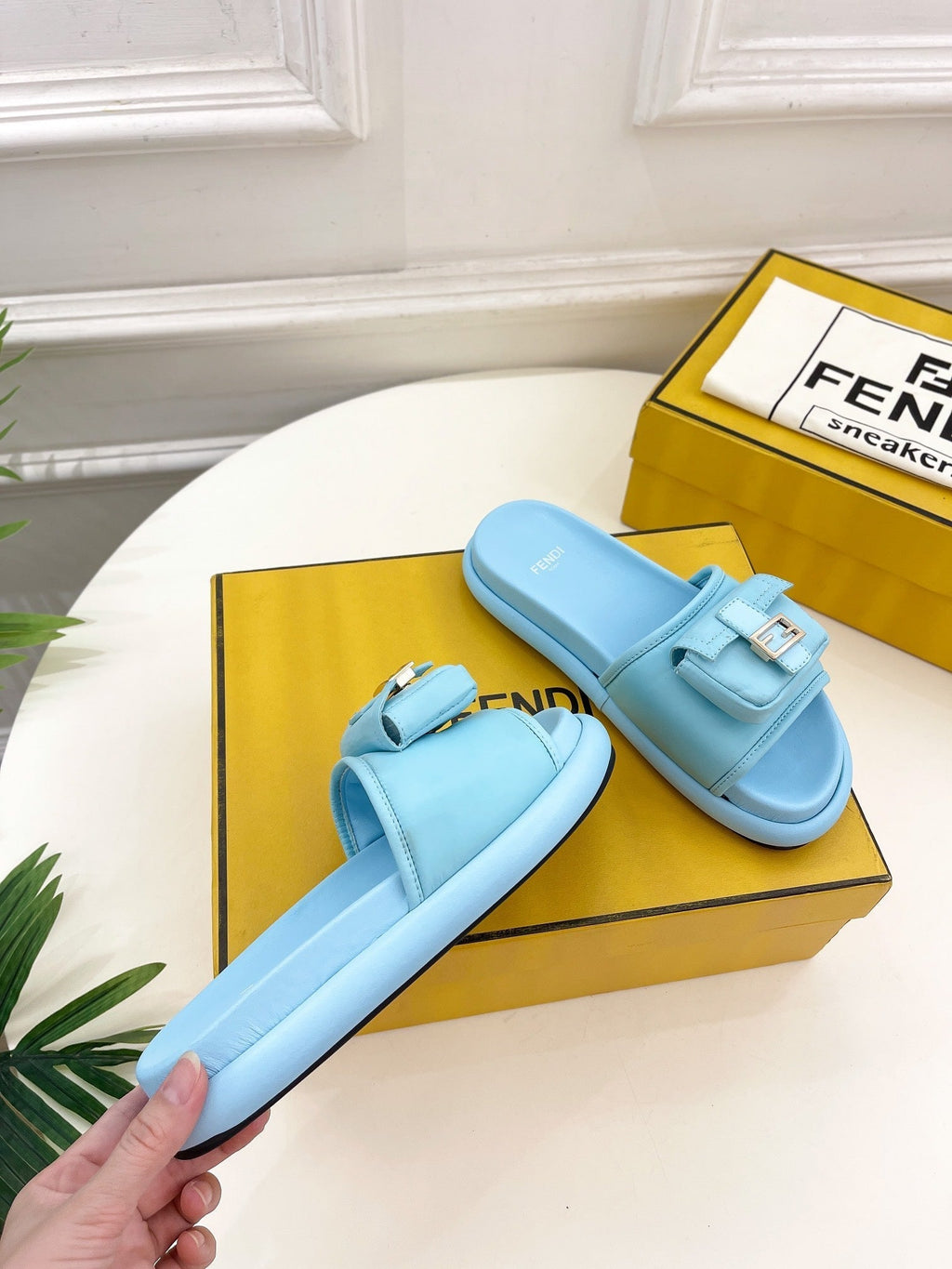 Luxury Shoes - FED - 069