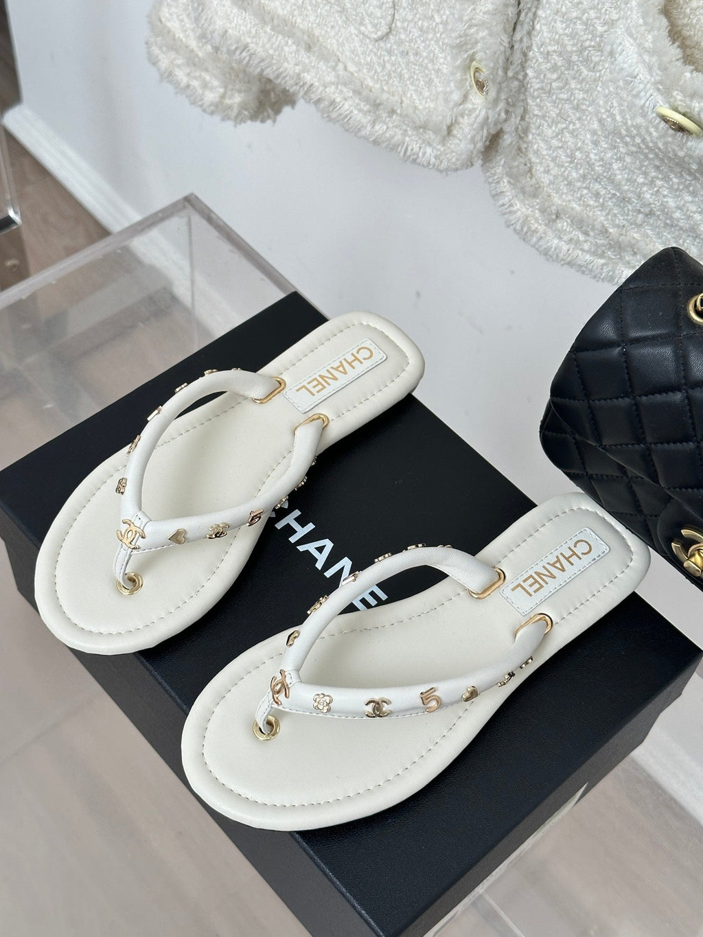 Luxury Shoes Sandals - CHL - 121