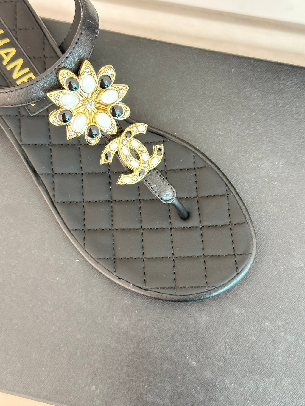 Luxury Shoes Sandals - CHL - 024