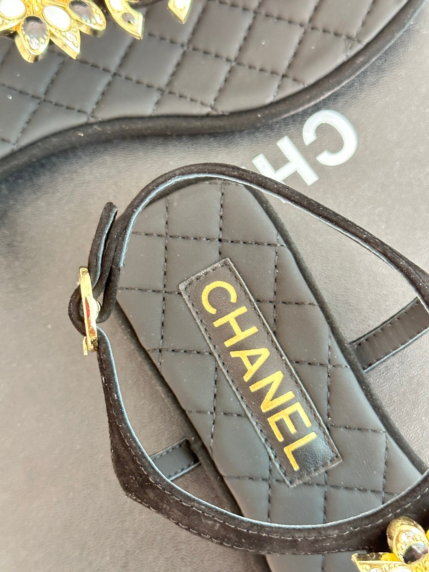 Luxury Shoes Sandals - CHL - 026