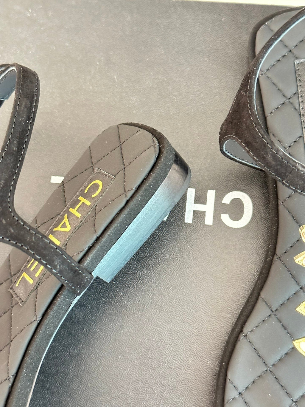 Luxury Shoes Sandals - CHL - 026